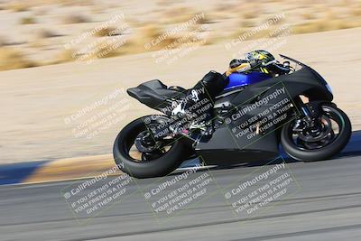 media/Jan-08-2022-SoCal Trackdays (Sat) [[1ec2777125]]/Turn 11 (215pm)/